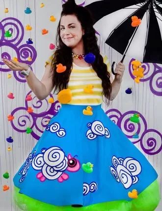 noahstones's tweet photo. @ternodedefunto @breakwaay @avrilbadgirl imagina chamar  Avril de tidinha quando a amy lee tem um album infantil na discografia kkkkkkkkkkkk https://t.co/hg91kiKztb