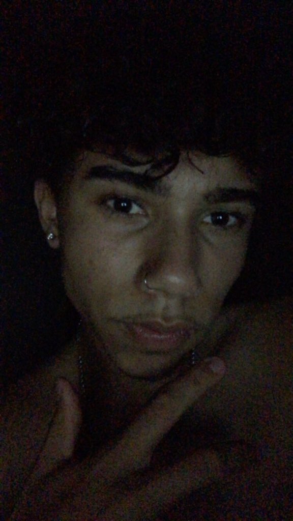 aeri7n's tweet photo. amei meu brinco vsf https://t.co/jkpVVwtL74