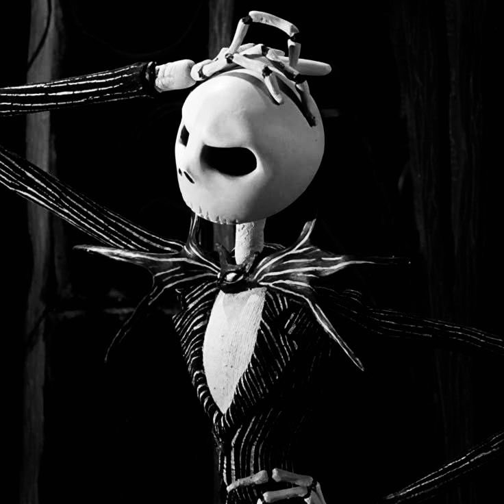 indepilled's tweet photo. and of course she woke up the massive tim burton fan in me ૮ • ﻌ - ა 🕸️ https://t.co/GYRWoYcx5q