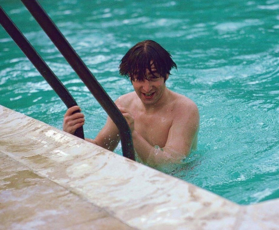 flowersmacca70s's tweet photo. John Lennon in Miami photographed by Paul McCartney (1964) https://t.co/5qWmCTMWdM