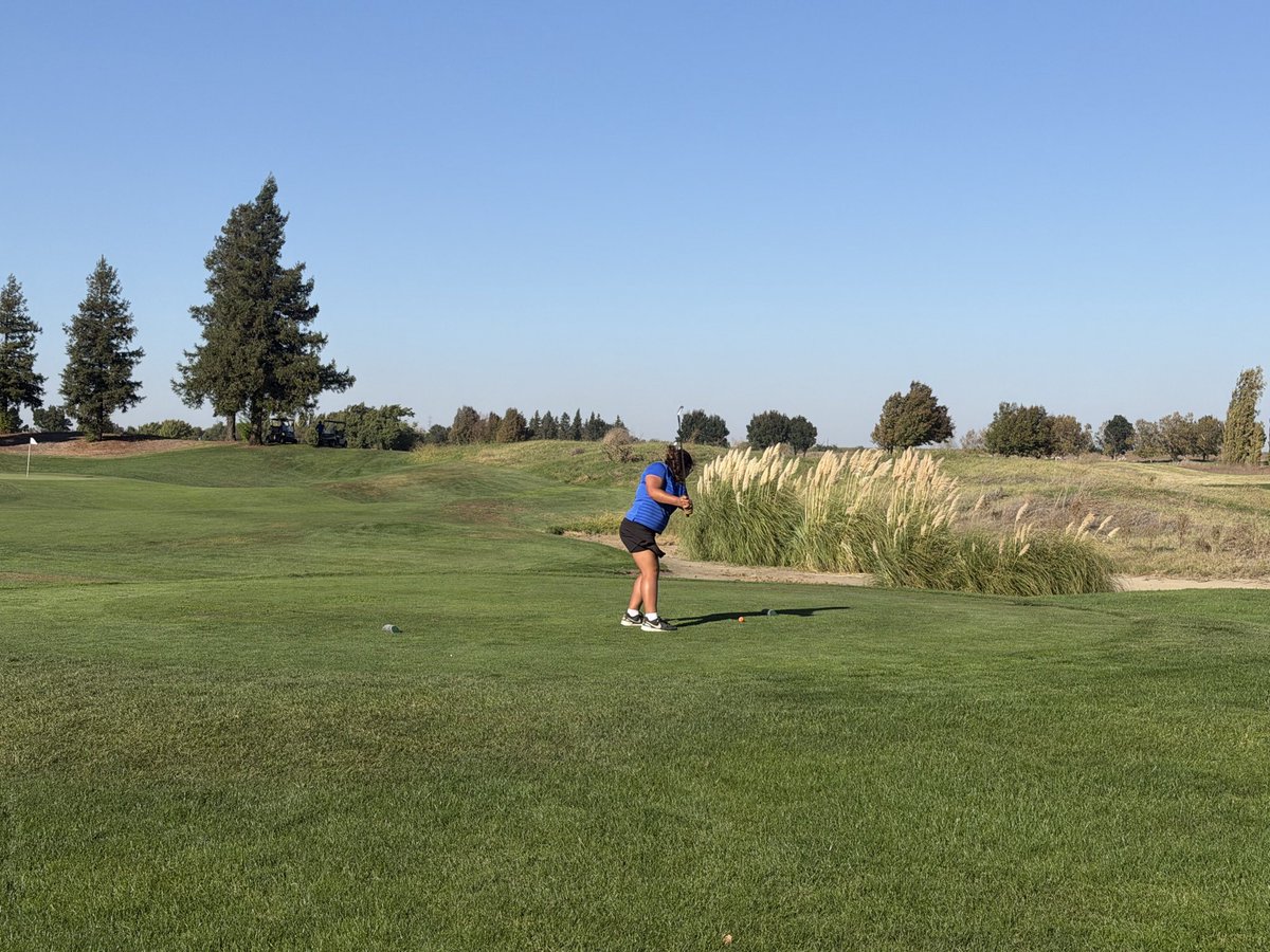 BCHSGirlsGolf's tweet photo. More photos of today’s action at The Reserve… https://t.co/A0TJZcNs25