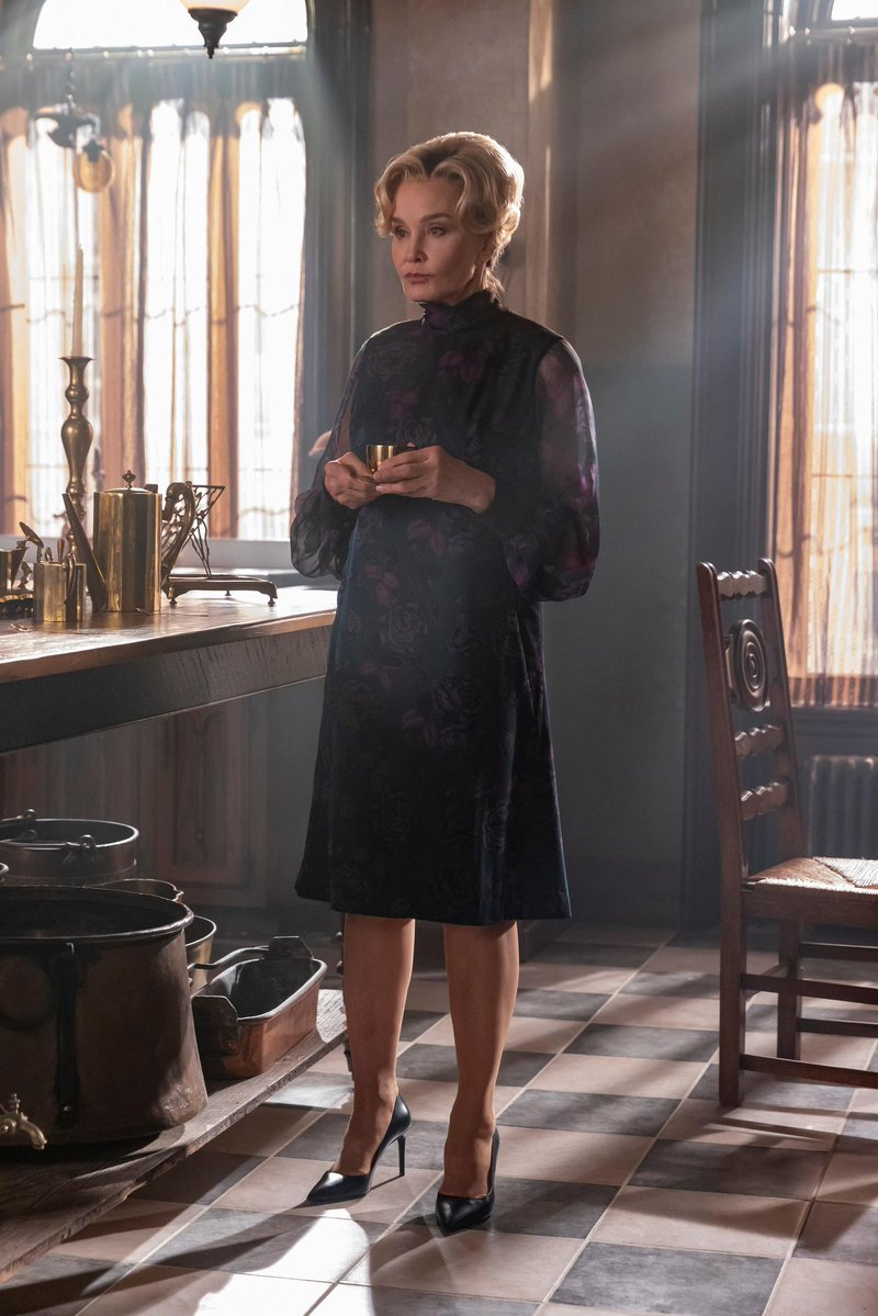 AHSZone's tweet photo. New stills of Jessica Lange as Constance in “American Horror Story: 13.” #AHS13 https://t.co/iO7jgo0Rh9
