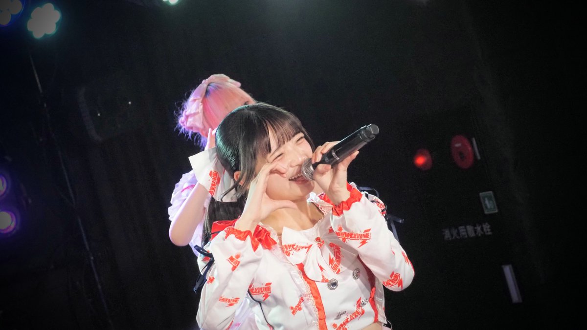OnlyLikeShika's tweet photo. 新潟の天使

これを見たそこのあなた
是非画像タップして写真を見て欲しい

そして拡散してくれたら嬉しいです

#MEWCATUNE
@micoto_MCT
#臨界突破
#世楽みこと https://t.co/AjxK1PIhP8