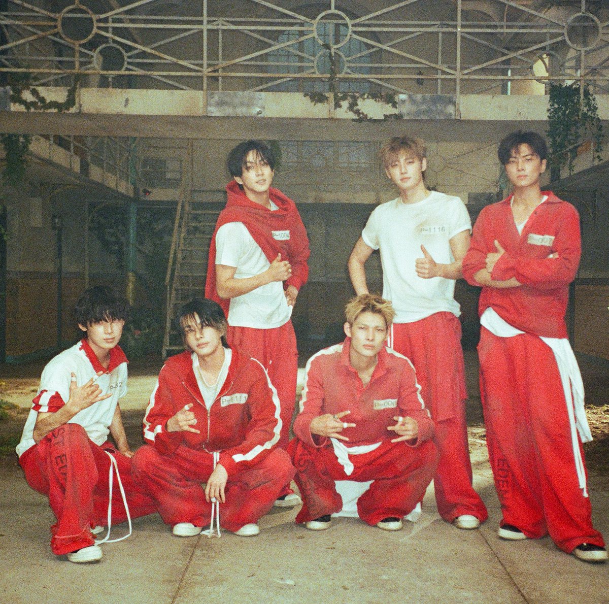 EN7ernally's tweet photo. 🦮 and i think that this year we have gone through many different things, with many ups and downs, but i feel that, at the end of the day, at the end of the year, everything will become a great highlight, really at the peak, at the highest moment of our career this year. so we really want to finish it well. we have a lot of things planned until the end of the year, so it will definitely be a highlight year.

🥹🥹🥹