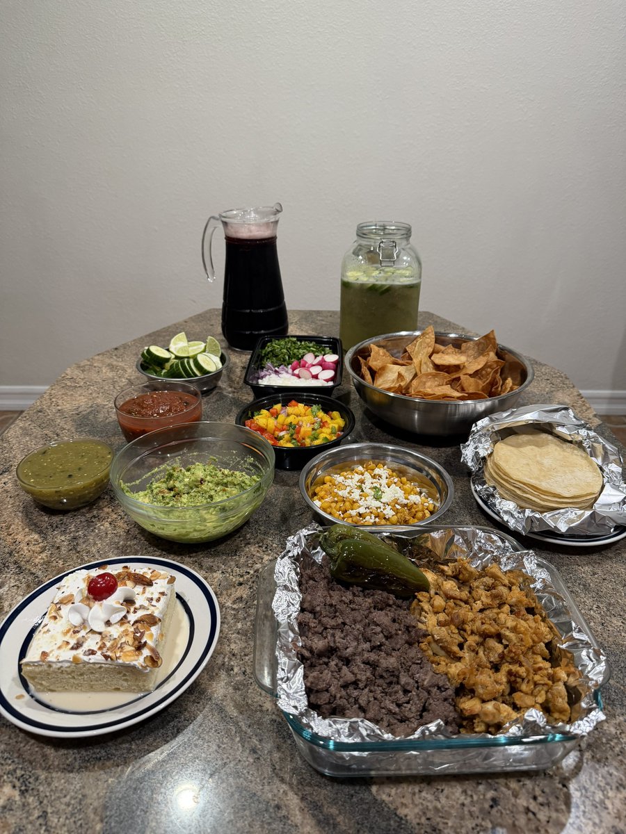 Tany_a20's tweet photo. Took Taco Tuesday a bit too seriously today… #Dinner https://t.co/oxnKQTuFDf