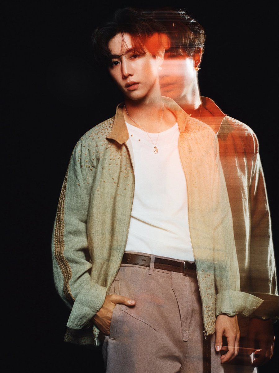 DNAmngmnt's tweet photo. NIGHTLIGHT feat. MILLI
PHOTO TEASER 02

10.02.2026 
12AM ET 
🔗 Pre-Save: https://t.co/Ba46YdCfVF

#NIGHTLIGHT #MarkTuan #段宜恩 #마크 https://t.co/BoRzYkxAsU