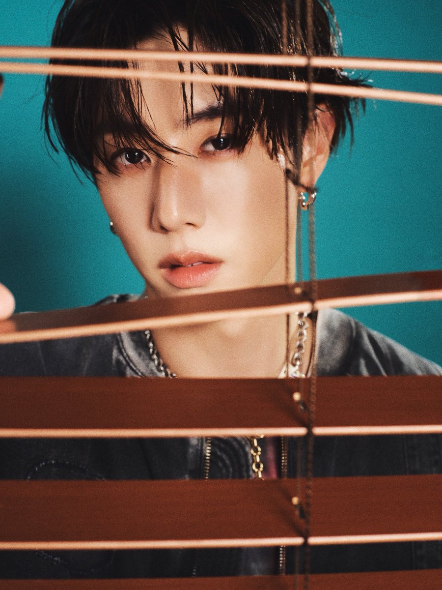 DNAmngmnt's tweet photo. NIGHTLIGHT feat. MILLI
PHOTO TEASER 02

10.02.2026 
12AM ET 
🔗 Pre-Save: https://t.co/Ba46YdCfVF

#NIGHTLIGHT #MarkTuan #段宜恩 #마크 https://t.co/BoRzYkxAsU