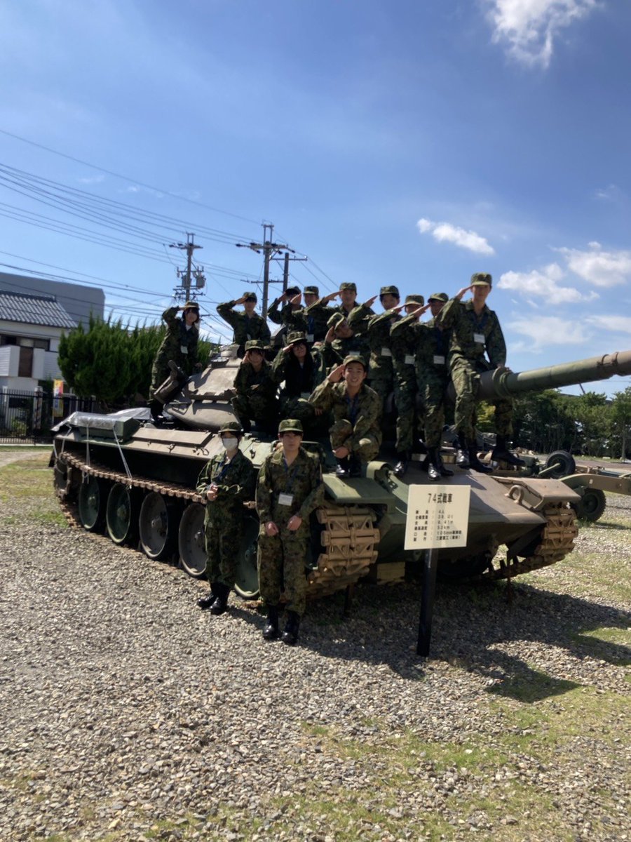 pcokanayama's tweet photo. 【享栄高校オープンカンパニー】
「自衛隊オープンカンパニー神すぎ♪」
「満足！やば！」

#オープンカンパニー
#自衛官募集 https://t.co/858IpCkkM7