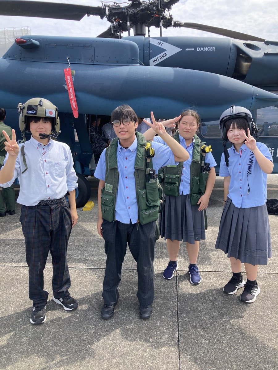 pcokanayama's tweet photo. 【享栄高校オープンカンパニー】
「自衛隊オープンカンパニー神すぎ♪」
「満足！やば！」

#オープンカンパニー
#自衛官募集 https://t.co/858IpCkkM7