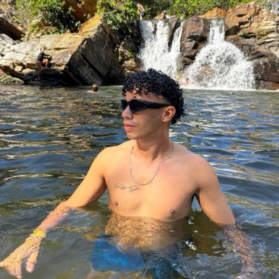 fcixcoo's tweet photo. #NovaFotoDePerfil https://t.co/MQMrDkXuj4