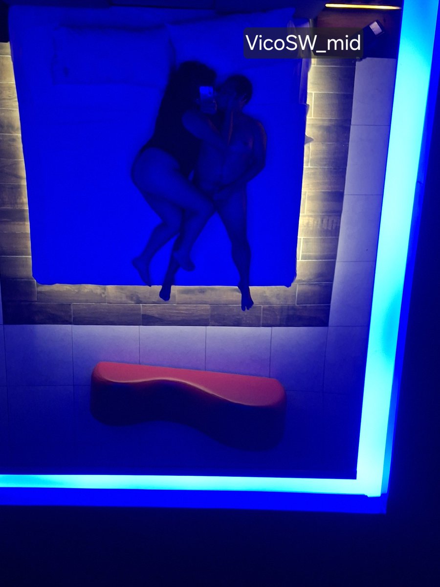 VicoSW_mid's tweet photo. Que ganas de un motelito, no? 😋
#sw #SwingersMéxicoCDMX #swinger #swingersméxico #swingermid #swingermerida https://t.co/3SN8KZwy1P