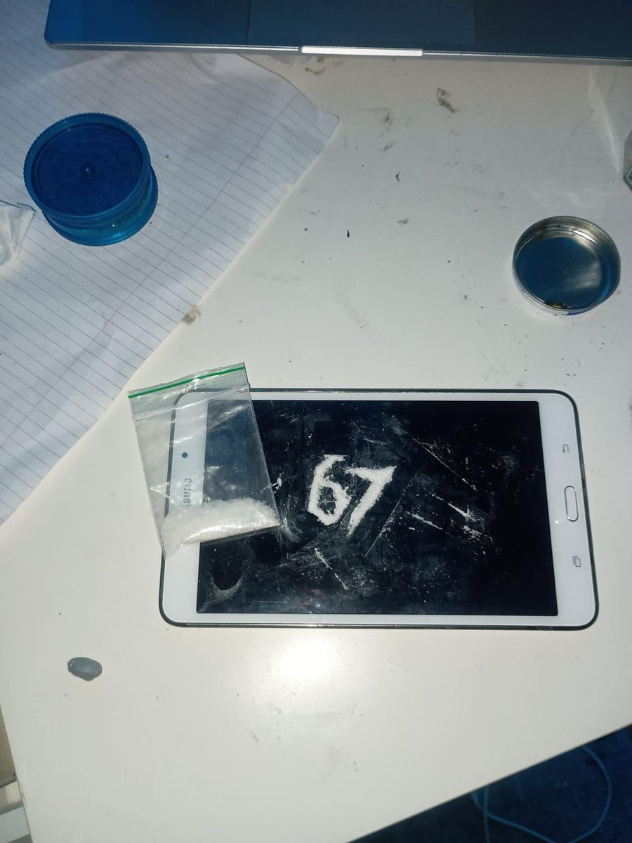 dimitri6z's tweet photo. Ketamine always bringing out the creative self in me lmao🤣 #drugtwt #kettwt #drugs https://t.co/LHaOIGXd4o