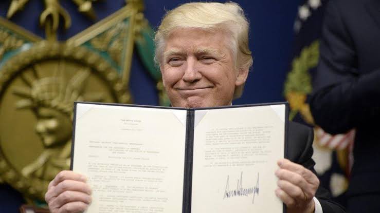 adamemedia's tweet photo. BREAKING: 🇺🇸 An investigative journalist has just exposed another Trump crime family SCAM

Donald Trump’s executive order to change “AI” (Artificial Intelligence) into “SI” (Super Intelligence) was a CRIMINAL SCAM to enrich himself and his Epstein class friends. 

They pocketed HUNDREDS OF MILLIONS of dollars by buying up and creating tens of thousands of .si web domains in the weeks BEFORE the announcement. 

Trump used his power as president to force the government and pressure businesses to change their terminology to make him money. 

This is a CRIME. 

Everything this scumbag does is a rotten scam. This is the most overtly corrupt presidency in history. 

[Find a link to the full investigation by investigative journalist Adam Cochran below]