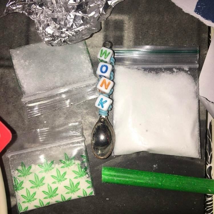 dimitri6z's tweet photo. 4g of ketamine and 1g of yayo #drugtwt #coketwt #ketamine #kettwt https://t.co/bvKmNx2AUm