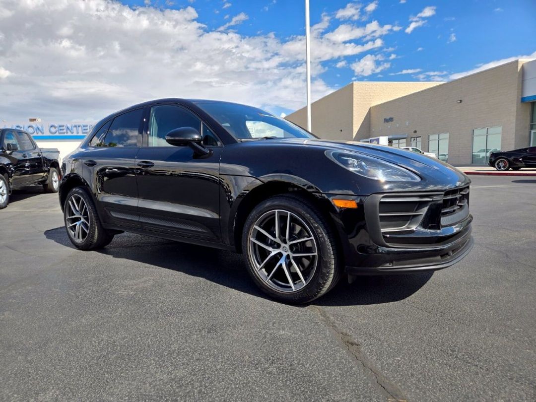 SamH_702's tweet photo. 2025 Porsche Macan 9056E
Check out our new inventory: https://t.co/ex5ijg91Fv
Powered by Glo3D
#2025, #Porsche, #Macan, #usedCar, #FairwayChevrolet https://t.co/4wBKg1H59O