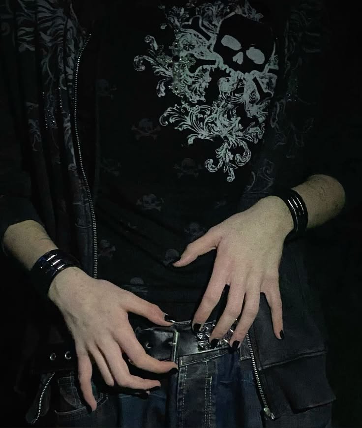 ryuuucas_'s tweet photo. Tenho que fazer as unhas. https://t.co/E7WqEdLEtu