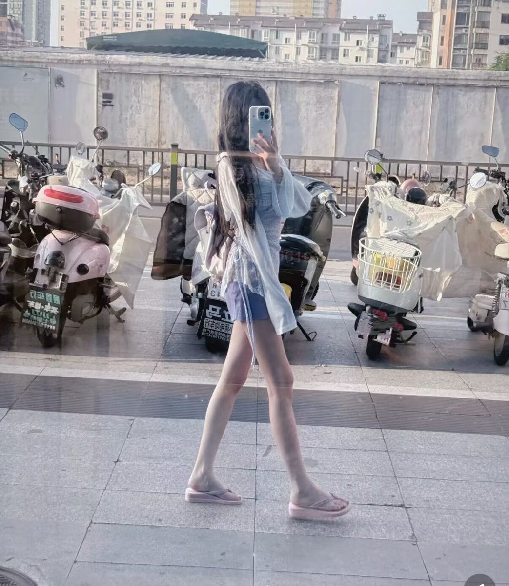 AMctainsh's tweet photo. 拍照打卡今日OOTD！#北京 https://t.co/InGJJoc7vo