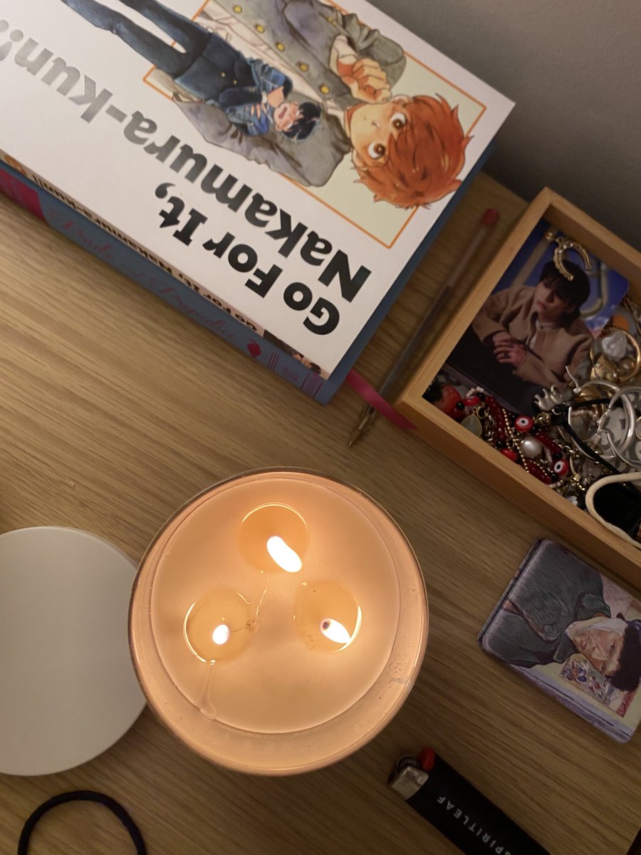 menamob's tweet photo. LIFE IS WORTH LIVINGGGG https://t.co/UduGNZPbIH