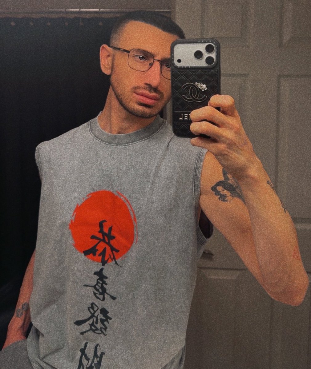 dakxify tweet picture