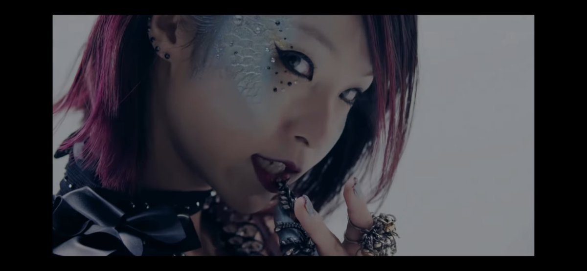 LiSAlove_19's tweet photo. 本日の11年前は、私の大大大大推し曲である、Empty MERMAiDの発売日です‼️‼️‼️
おめでとう🖤
@LiSA_OLiVE #EmptyMERMAiD https://t.co/HIMKGCB42v