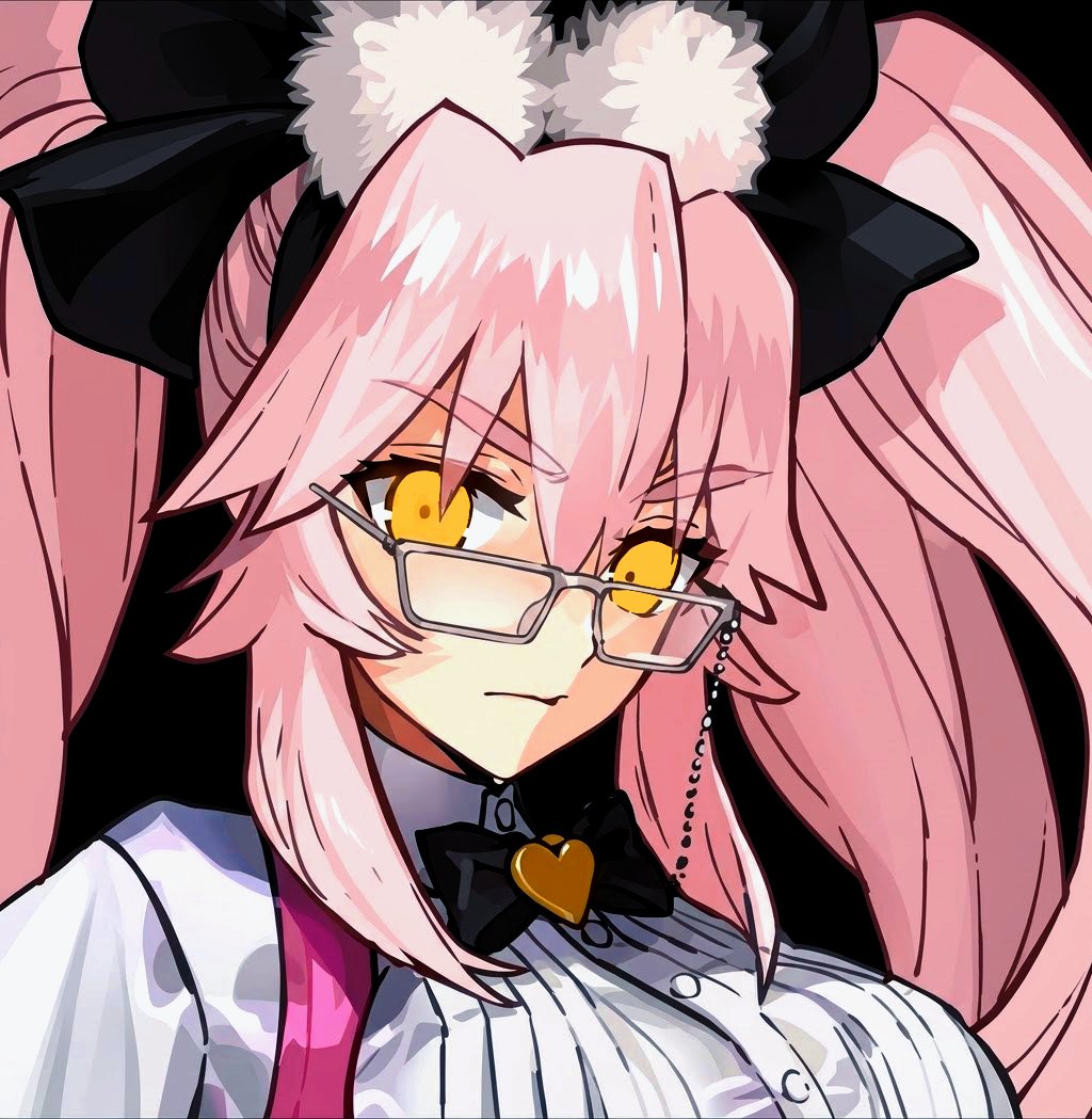 TheCEOFox's tweet photo. — The Fox's expression changed drastically, her eyes turned an intense yellow, possessing a glow that was, in a sense, blindingly menacing. 
The rest of her expression remained neutral, though she displayed neither physical nor verbal hostility —

☟︎︎︎ https://t.co/SjkM8X258V
