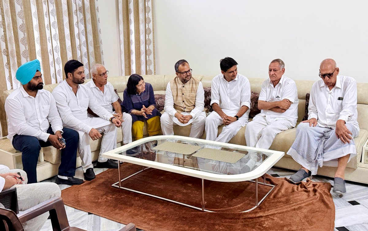 DeependerSHooda's tweet photo. यमुनानगर, अंबाला और करनाल में विभिन्न साथियों के सुख-दुःख में... https://t.co/Fr6CfE32wL
