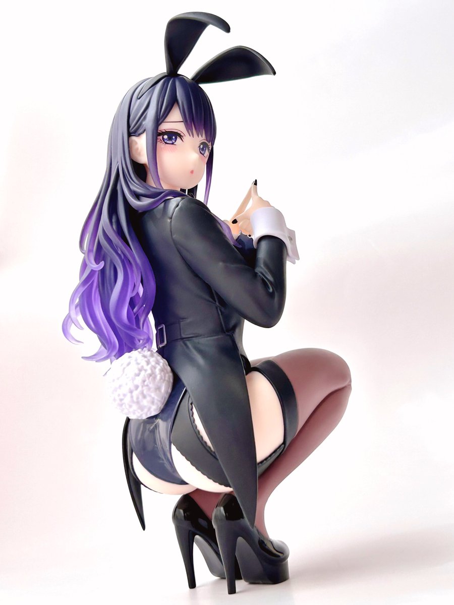 CUB_39's tweet photo. Desktop Cuteの海夢ちゃん(ありしゃver.)が今日からクレーンゲームに登場です👾
台座なしの座りポーズは新鮮でしたが、いろんな場所に置けて楽しめるのがイイですね！
実物を見て、改めてDesktop Cuteシリーズの良さを実感しました
#着せ恋 #タイトー https://t.co/QhLutSsqht