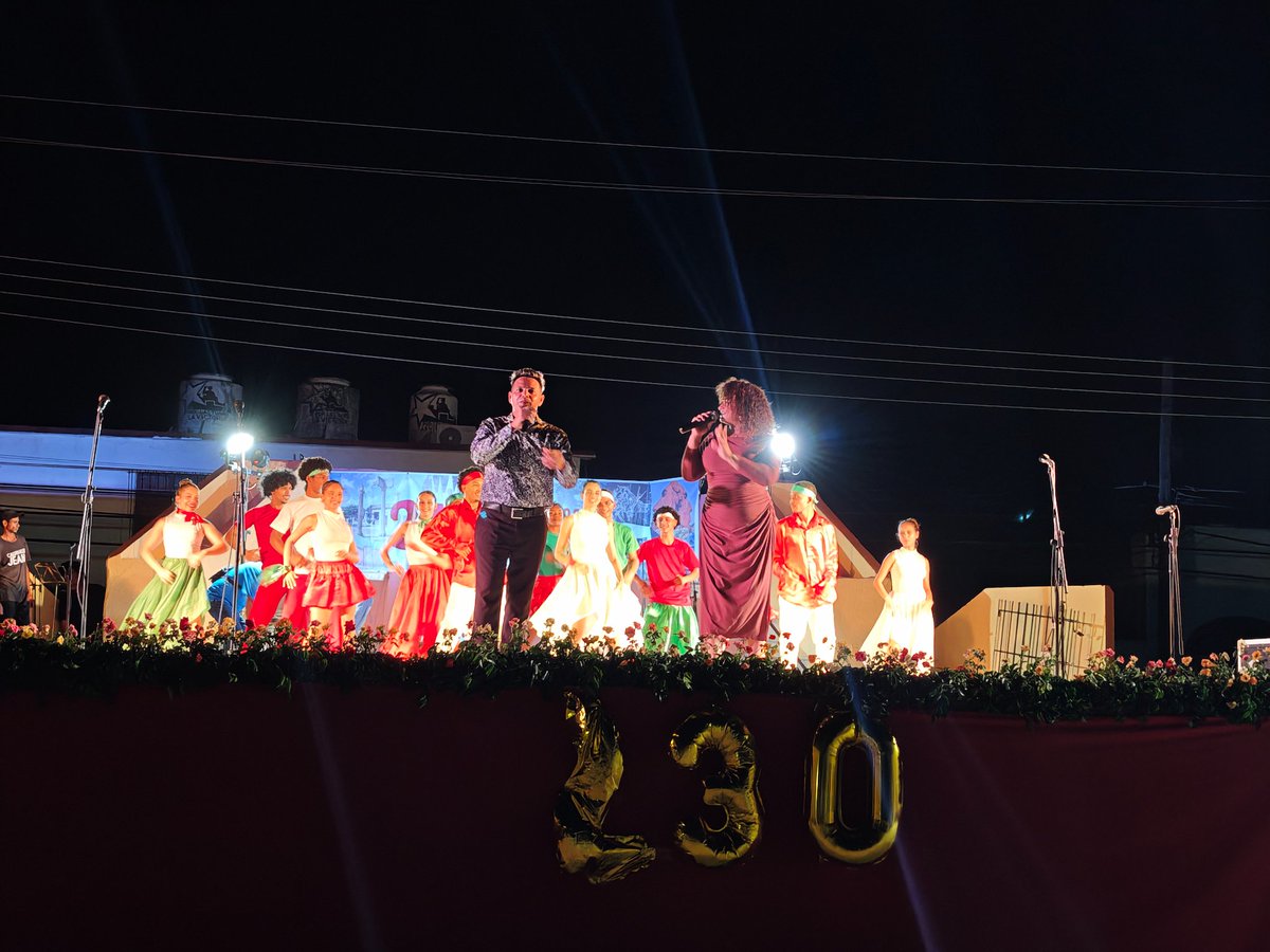 LorenzoOsbel's tweet photo. Historia, cultura y tradición se dieron cita en la gala homenaje por el 230 aniversario de la ciudad de #LasTunas. 
Muchas felicidades bella ciudad! #PorLasTunasLaVictoria #SíSePuede https://t.co/zVeV1YiltZ