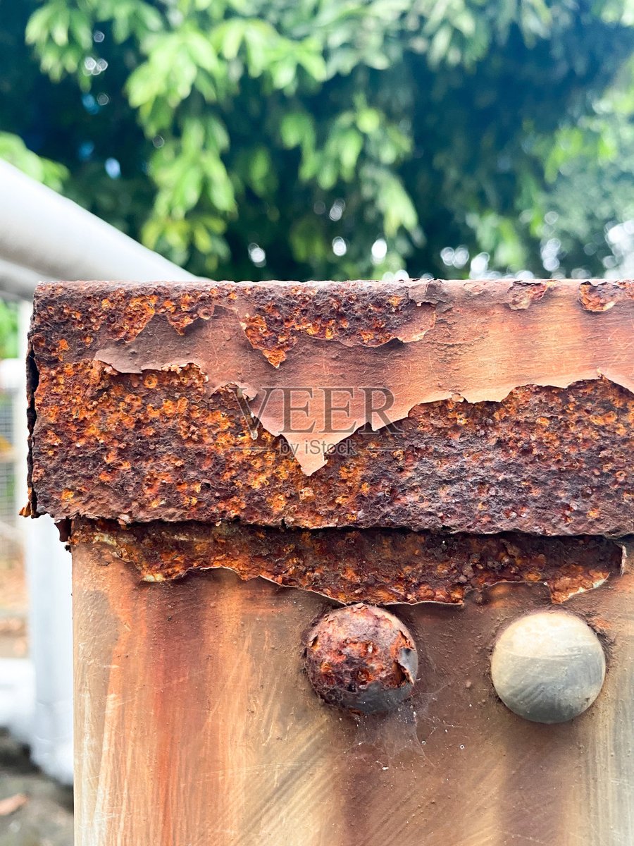 0102YoUnG's tweet photo. [略 zinc residual scorch mark on old metal tool] https://t.co/MnzPqGcSxQ
