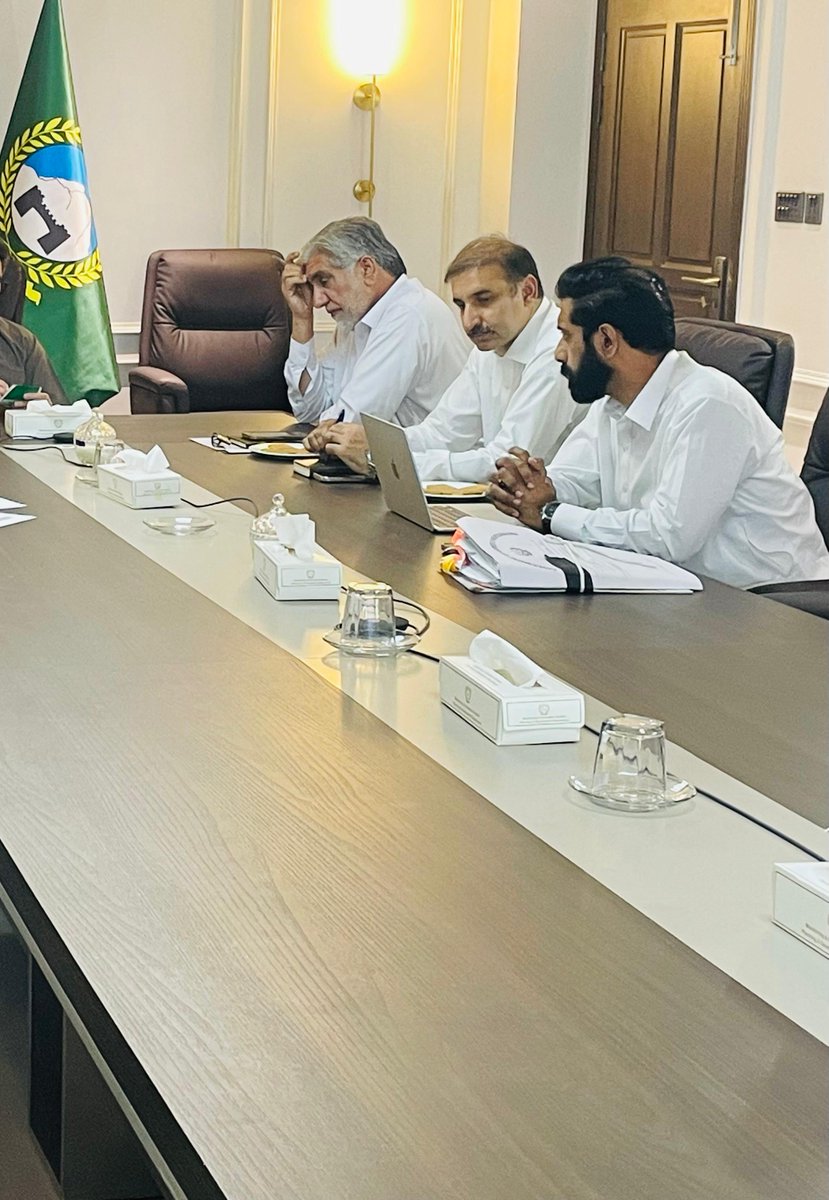 kpmne1's tweet photo. M&amp;E System | Livestock Vaccination Review
📍 Peshawar | 29 September 2026
DG M&amp;E Mr. Usman Zaman reviewed livestock vaccination coverage. The Livestock Department was directed to provide complete, verifiable data on the approved M&amp;E proforma for timely verification. https://t.co/YQvNbnnL1u