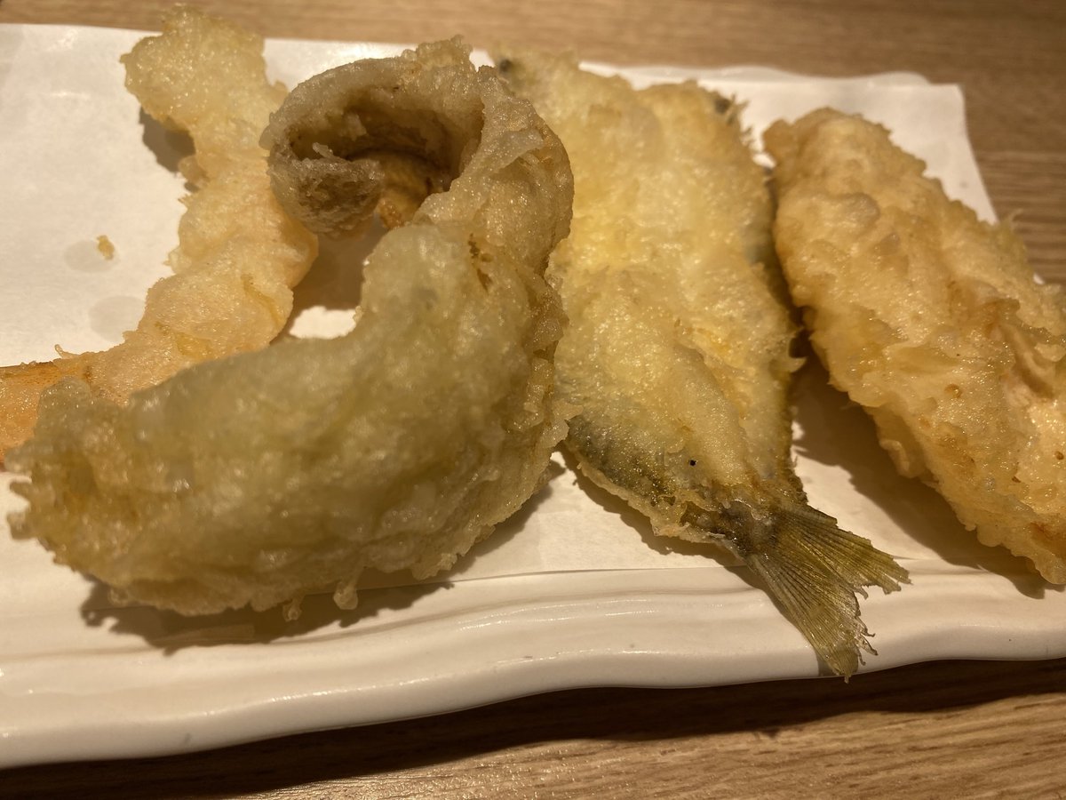 kunny_train_sin's tweet photo. 中野  天ぷらと炉端 大塩
■穴子天定食＋半熟卵天（揚げたて天ぷらが美味い） https://t.co/SSYi0VEr4p