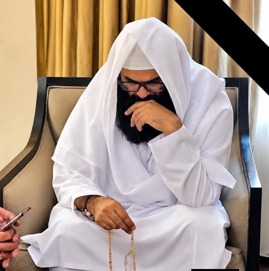 ArifullahMusa's tweet photo. پر دغه شخص نو د عاجزی تمامه ده.
جنتي څهره....
حفظه الله https://t.co/rPXT5eN9rx