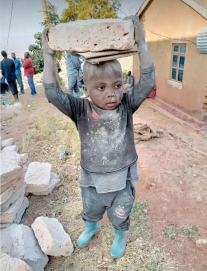 Maverick__37's tweet photo. M/Mungu aibariki kazi ya mikono yetu, siku ya leo ikawe siku ya baraka tele. https://t.co/PjoZSoOTi9