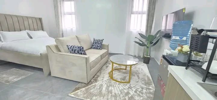 KeAspects's tweet photo. 🏡 Your Wednesday reminder: where you stay matters.

Clean space. Comfortable bed. Good WiFi. Great location.
That’s the kind of Airbnb that makes a trip feel easier. ✨

📍Nairobi | Mombasa | Nakuru | Kisumu &amp; more

Looking for a place for your next stay?

📲 WhatsApp/Call: https://t.co/ybWI9E4cie
