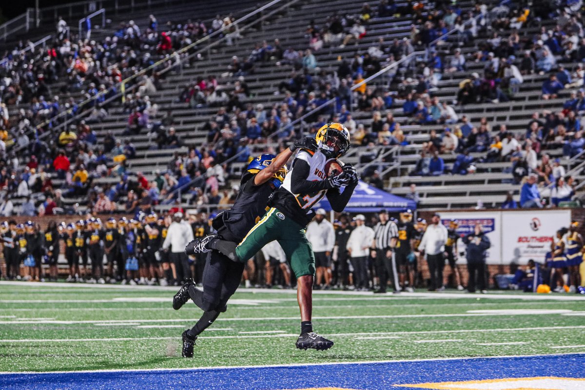 DeionMitchell21's tweet photo. Tough 30 Yard Catch for a Touchdown! Pass from @CalvinPollard28 

@PrepRedzoneGA
@RecruitGeorgia
#AGTG #classof2029 https://t.co/P1CuzT8HAk
