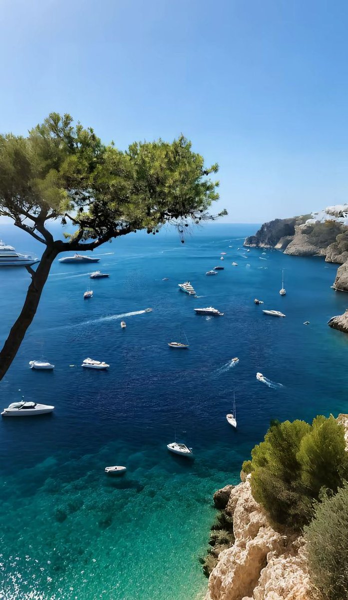 echoesofworld's tweet photo. Capri, Italy https://t.co/RPWvafFwy2