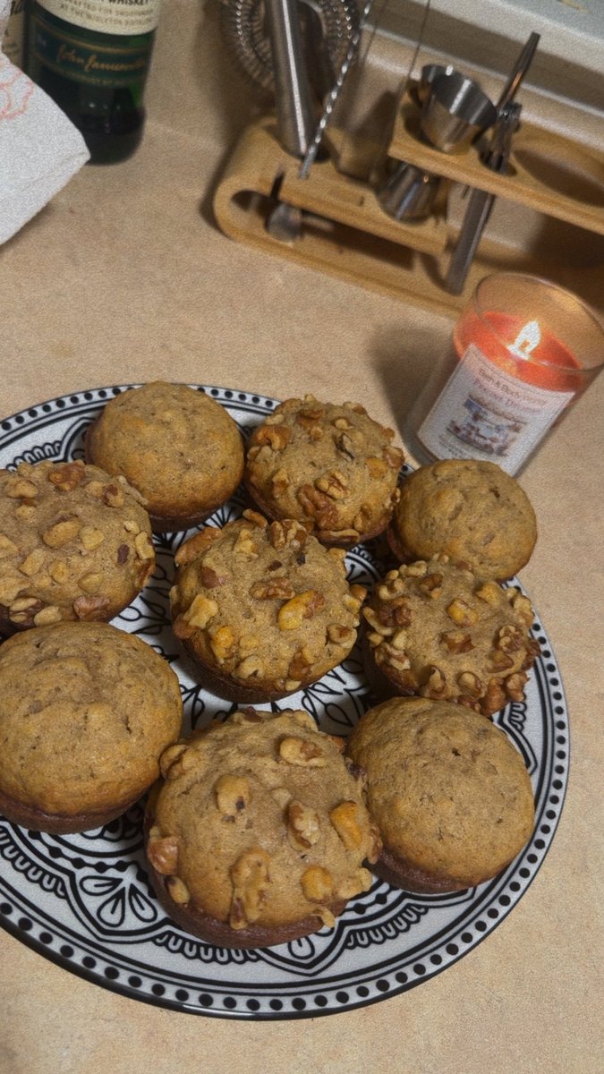 goddessssRiyaa's tweet photo. I made some muffins today https://t.co/kmulBRt3li