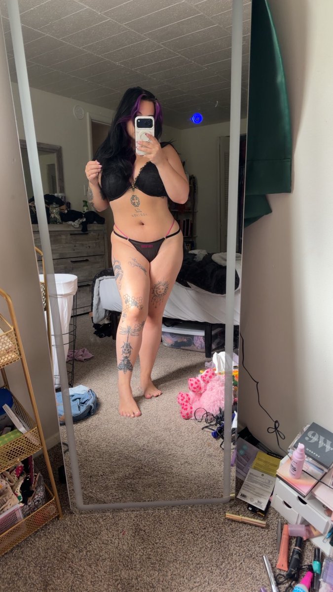 goddessssRiyaa's tweet photo. I made some muffins today https://t.co/kmulBRt3li