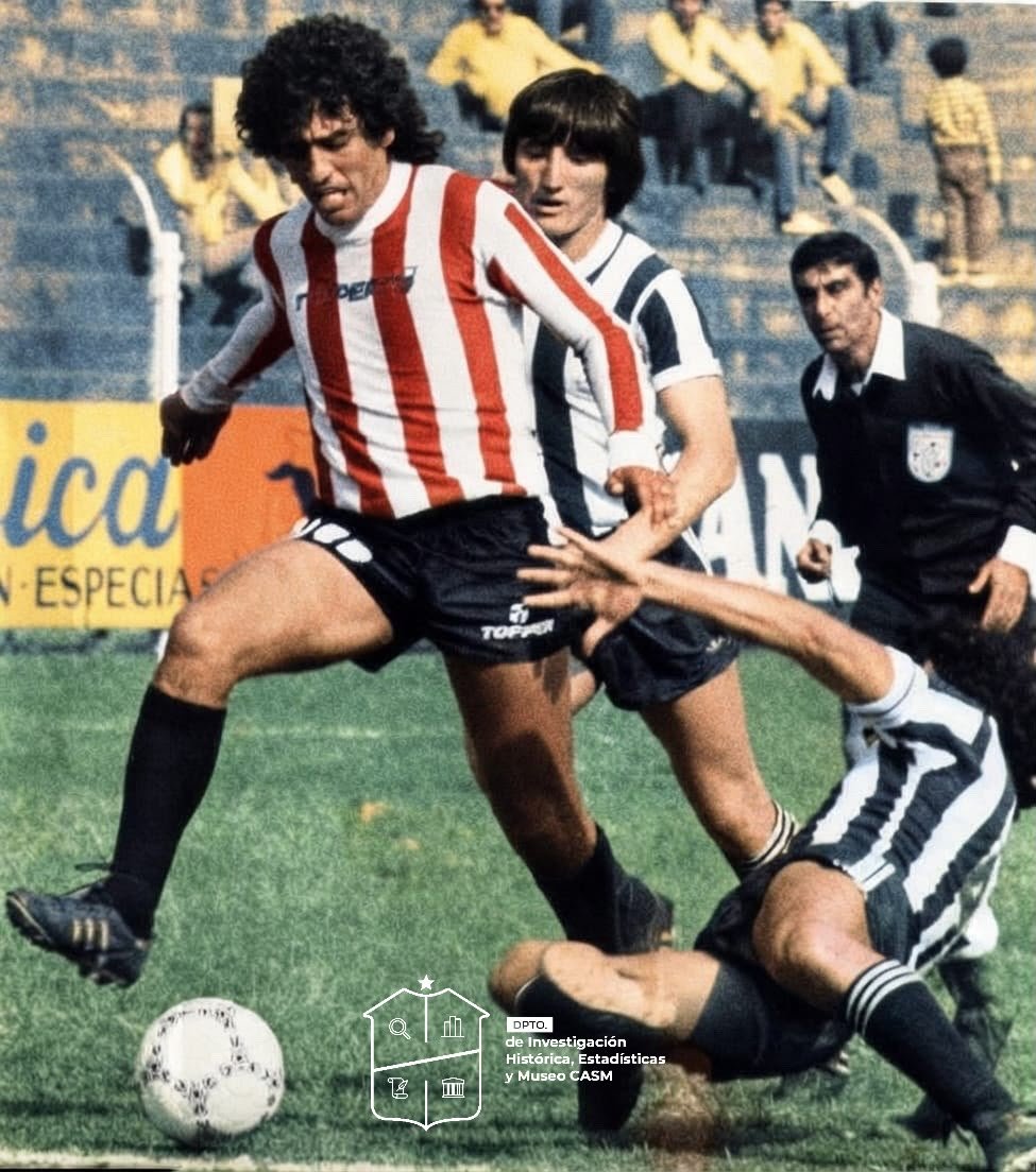DIHEMCASM's tweet photo. #Cumpleaños🎉🇦🇹

🗓 Hoy está cumpliendo años un goleador inolvidable, el de más conversiones en La Ciudadela🏟. Un jugador exquisito y directo. Roque Ricardo Martínez, o "Boquita", una gloria eterna de nuestro querido San Martín.

Feliz cumpleaños Roque querido!🙌🏽🇦🇹 https://t.co/yNUpDQN1Qh