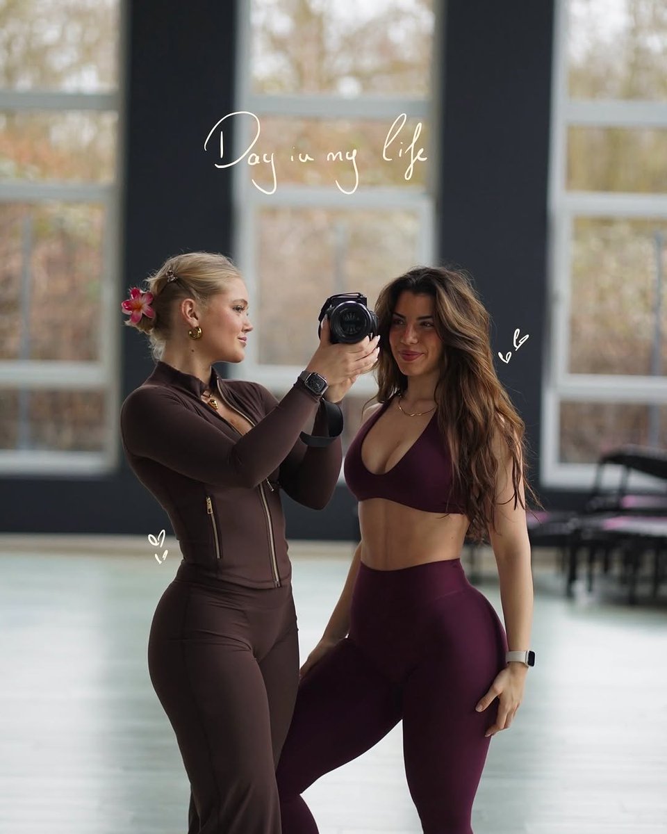 Petrowick1's tweet photo. Semesterferien daily Business 💌

Anzeige | Große Liebe für die Produkte von  💌 Die Nussmuse und gefriergetrockneten Früchte sind nur zwei Beispiele, und die großen Packungen sind gerade soooo praktisch || C: MARTAKC (max%) https://t.co/sg68Ml6A5i