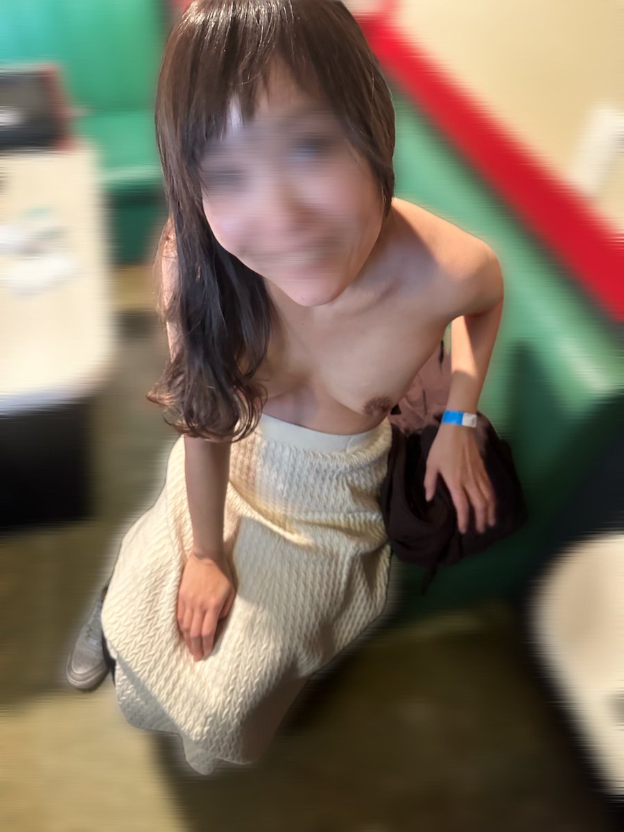 rouge3110's tweet photo. 18
#人妻 #野外露出 https://t.co/WxgvU86kW1