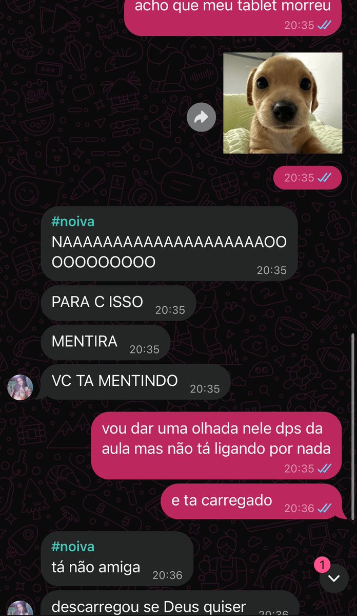 alicentered's tweet photo. *meu tablet quebra*
eu: acontece 

minha amiga que tá no nível 32828 do joguinho de encher garrafa que ela baixou nele https://t.co/LBvyrZtK0J