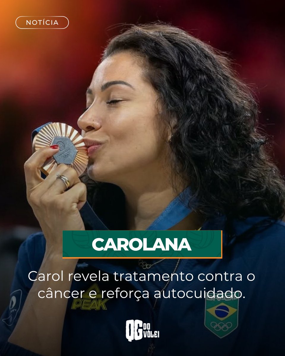 QGdoVolei's tweet photo. Carol: luta e superação 💛

A central Carolana usou as redes sociais pra compartilhar um momento muito delicado: ela foi diagnosticada com câncer no colo do útero em abril.

A boa notícia é que o tumor foi descoberto bem no início durante exames de rotina. Depois de duas cirurgias e meses de tratamento, ela está bem e já se preparando pra voltar pras quadras!

Na véspera do Outubro Rosa e do Novembro Azul, a própria Carol faz questão de lembrar: façam seus exames preventivos de rotina. O cuidado com o corpo vem em primeiro lugar e o diagnóstico precoce salva vidas.

Nós do QG nos solidarizamos com esse momento delicado, e desejamos que a nossa Carolana possa voltar ao esporte ainda mais forte!🥹🙏🏻