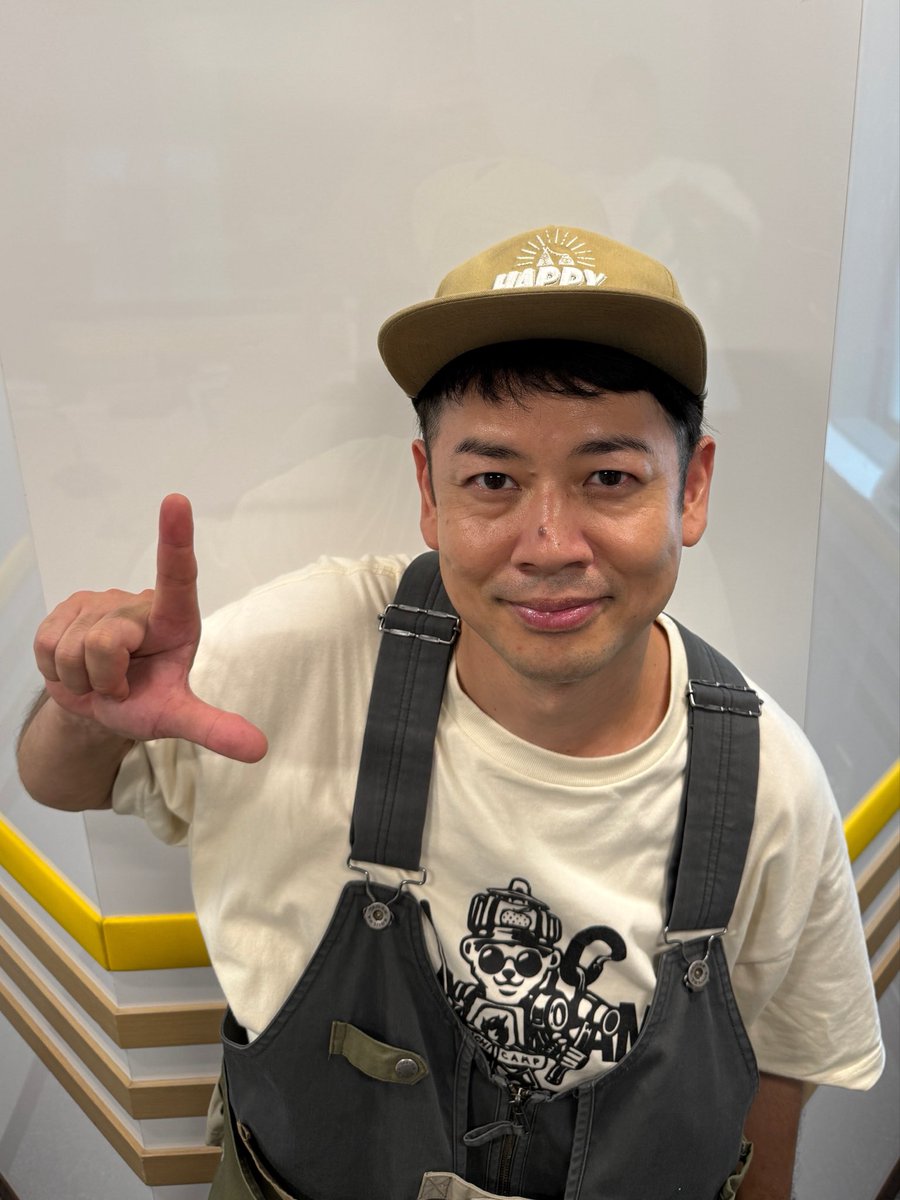 ezakibamon's tweet photo. ラジオNikkei第１にて10月毎週木曜日 
21時〜21時40分放送
LOGOS presents 『CAMP RADIO』
10月のパーソナリティに選んでいただきましたっ！！
明日から放送開始！
アプリRadikoで『RN』にて全国で聴けますー！
ぜーひ！
#LOGOS 
#CAMPRADIO
#江崎ばもん https://t.co/Kvsw7m3TRr