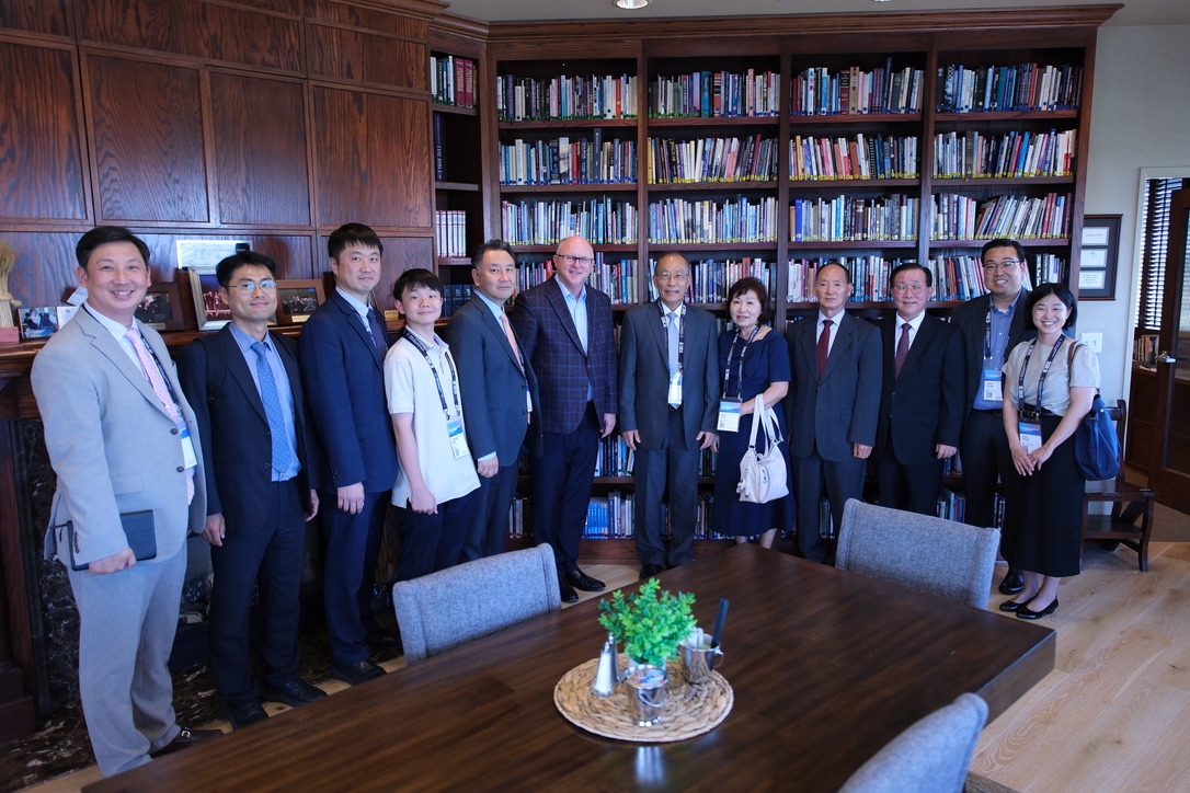 PaulChappell's tweet photo. Enjoyed time this afternoon with these Korean pastors and families here for @slconference. During my years in Korea as a teen, the Lord gave me a special burden for the Korean people. Grateful for their friendship and service to Christ. #GodIsAble #SLC26 https://t.co/yc8OR9vVFT