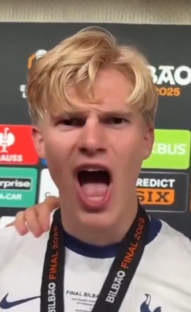 Mavgooners's tweet photo. Blondes have the best Goon faces 😩😵‍💫 #FacePorn https://t.co/IwGuG5kV2y
