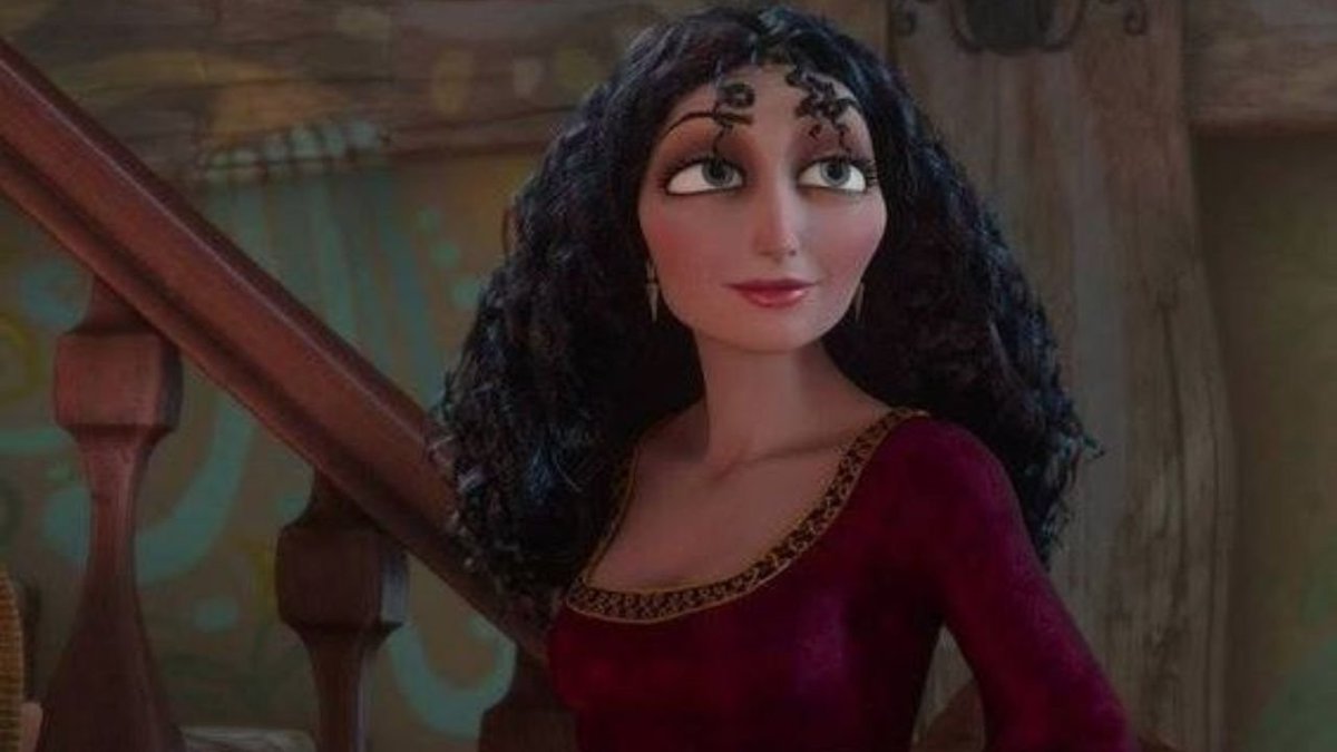 Daelewyn's tweet photo. adoro ver oc de twisted wonderland. A minha é inspirada na rapunzel e na mãe gothel. (não sei desenhar digital, então vou postar fts das personagens) https://t.co/XL1NIjkS1Q