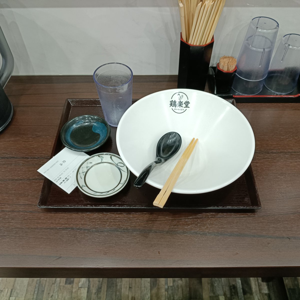 LivingHomes4's tweet photo. 昨日の昼ご飯

某鶏スープかけご飯専門店@天神橋筋六丁目
大阪市北区本庄東2-4
鶏清湯ラーメン880円也

茸と筍とクコの実と水菜と鶏肉
優しいイヤ優しすぎるラーメン

ご馳走様でしたm(. . )m

#食品ロス削減 #薬膳 #医食同源 https://t.co/UwibirEqHm