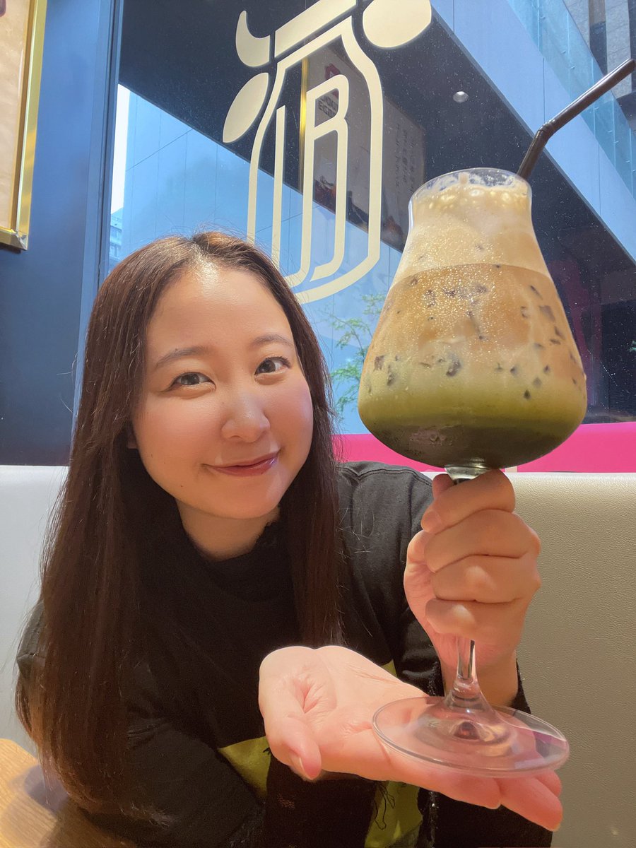f_umika_t's tweet photo. おはようございます🧉✨️ https://t.co/pwwaLppY4j