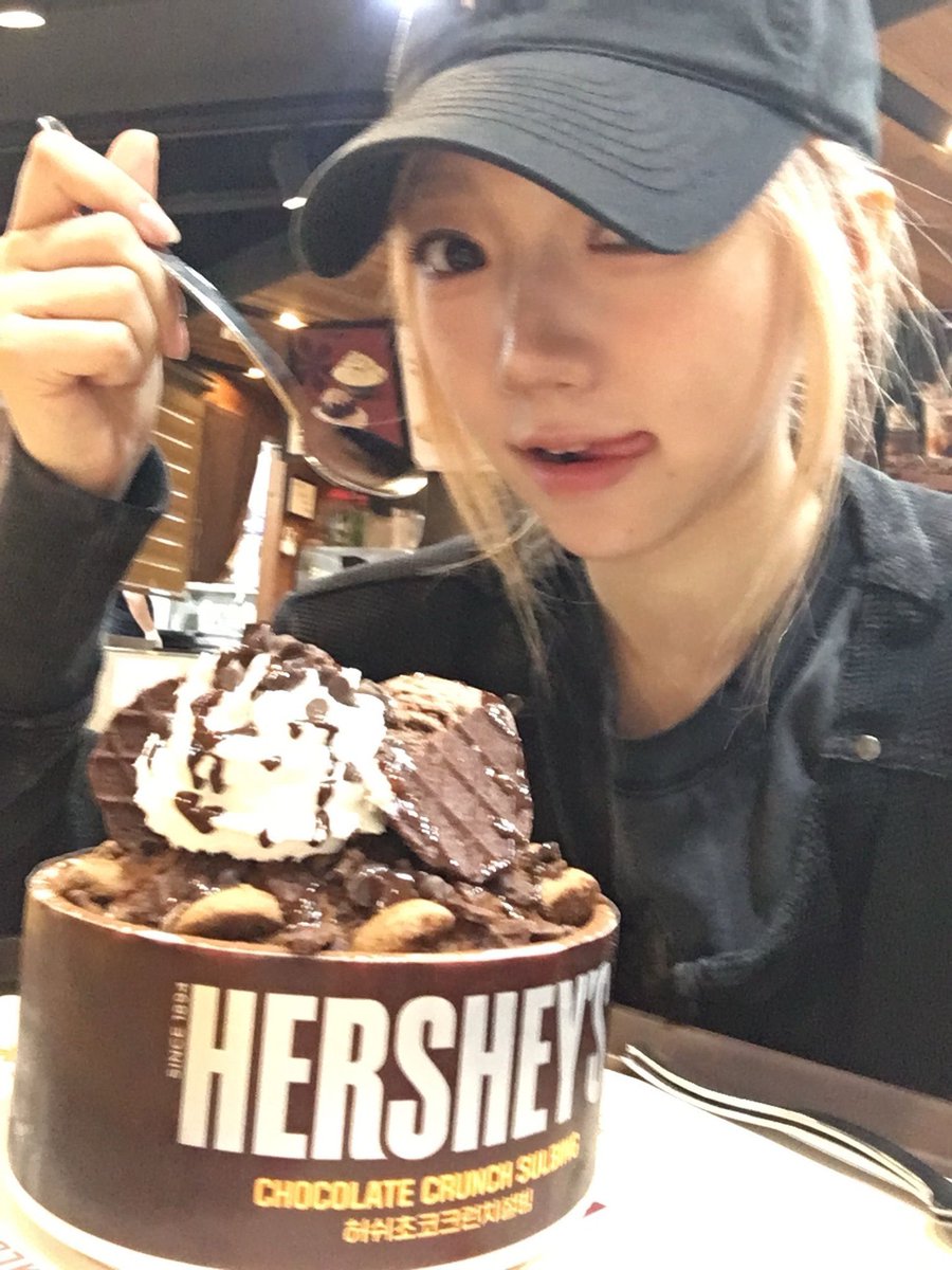 ShionBR's tweet photo. [📷] Atualização via cosmo talk.

#tripleS #트리플에스 #ShiOn #시온 https://t.co/WOMaBQBaht